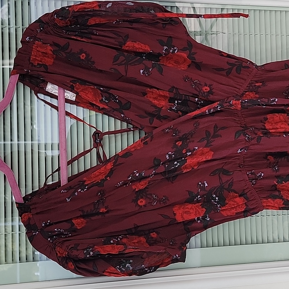 Band of Gypsies Morgan Wide Leg Floral Jumpsuit Burgundy with Roses Sz M - Picture 4 of 15